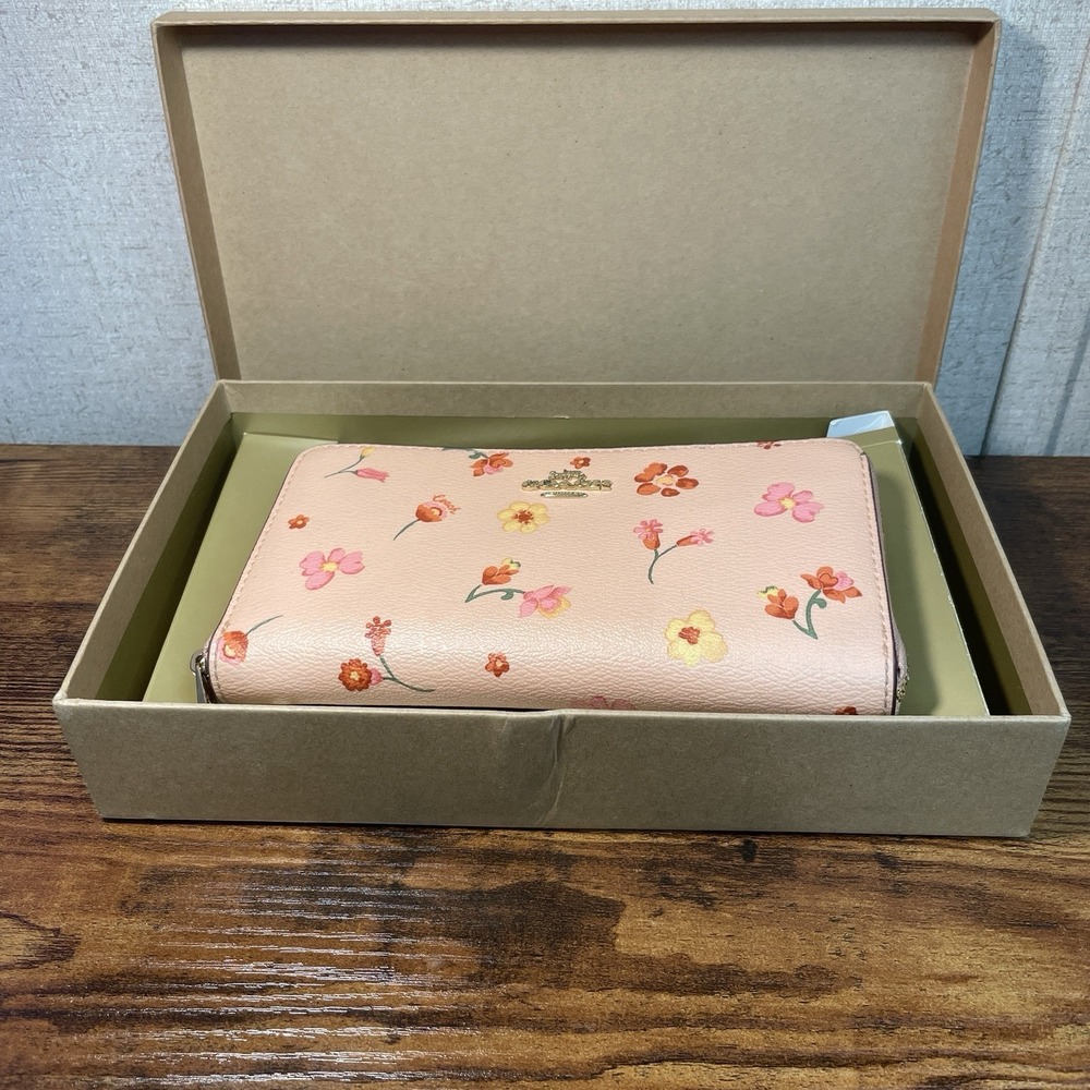 Coach Zip Around Wallet Floral Blume Pink With Box